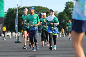 BIB: 0951, 690
                            <button type="button" onclick="openModal(5172996)" class="btn btn-primary btn-sm float-right btn-popup" data-toggle="modal" data-target=".modal-high-quality">
                        <i class="fas fa-shopping-cart"></i> Add to Cart
                    </button>
                                            <button type="button" onclick="isThisMe(5172996, true)" class="btn btn-success btn-sm float-right btn-popup btn-isme hidden" data-toggle="tooltip" data-placement="bottom" title="นี่คือรูปของคุณใช่ไหม คลิกที่นี่เพื่อเอาเข้าอัลบั้ม">
                        <i class="fas fa-plus"></i> Add to album
                    </button>
                    <button type="button" onclick="isThisMe(5172996, false)" class="btn btn-warning btn-sm float-right btn-popup btn-isnotme hidden">
                        <i class="fas fa-ban"></i> Remove from album
                    </button>